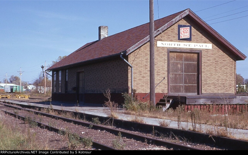 Soo Line depot - North St Paul MN 1971